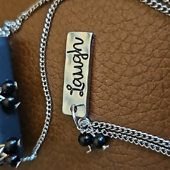 5/$25 PAPARAZZI Laugh Pendant Chain Necklace Earrings Set - Picture 2 of 5